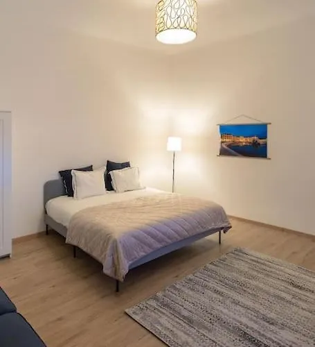 Second District Charming Flat Appartement *