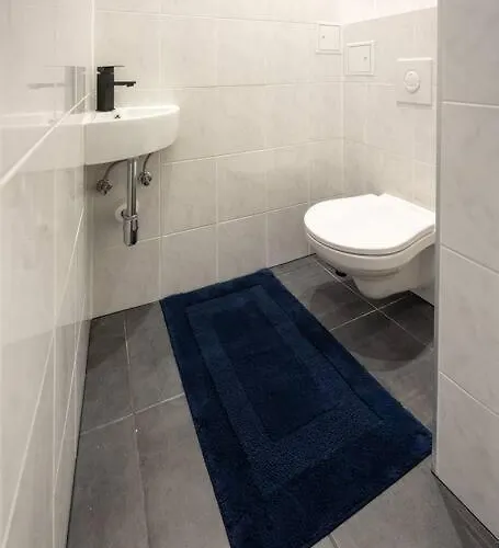 Second District Charming Flat *